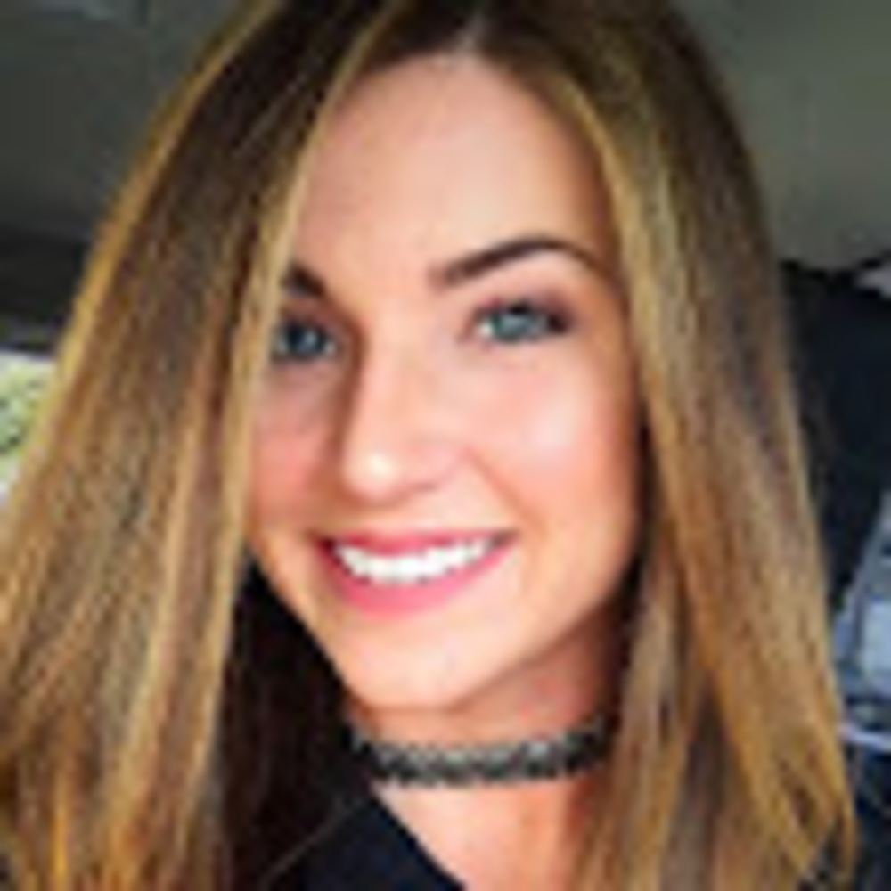 Meet your Posher, Carli
